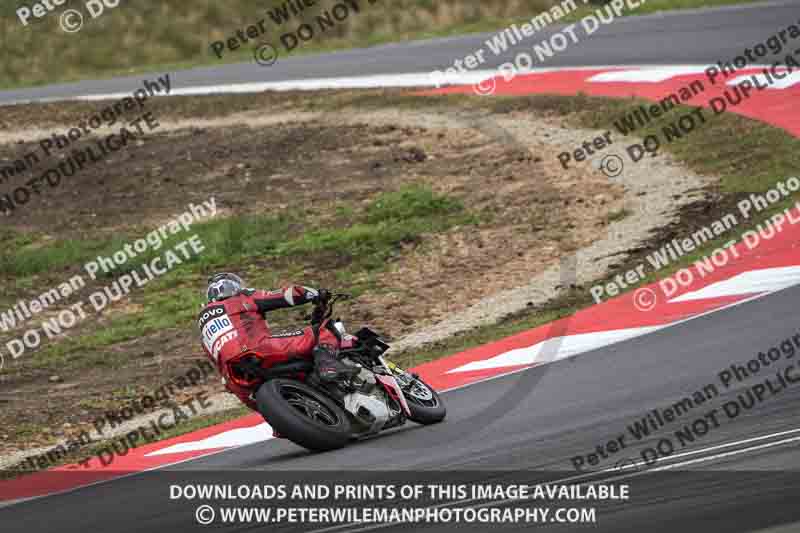 cadwell no limits trackday;cadwell park;cadwell park photographs;cadwell trackday photographs;enduro digital images;event digital images;eventdigitalimages;navarra;no limits trackdays;peter wileman photography;racing digital images;trackday digital images;trackday photos